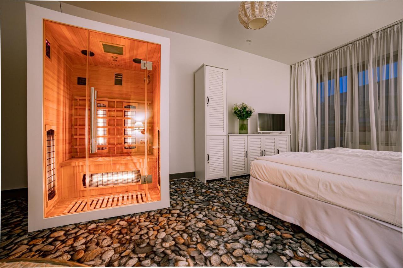 Apartament Rodzinny Beach Sauna&Jacuzzi Arka Medical Spa コウォブジェク エクステリア 写真